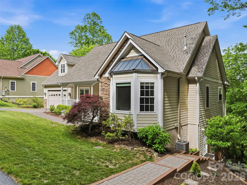 115 Flameleaf Lane Laurel Park, NC 28739