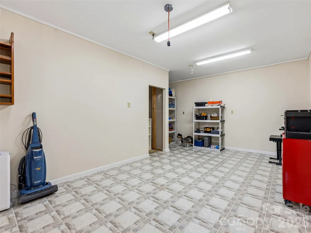115 Flameleaf Lane Laurel Park, NC 28739
