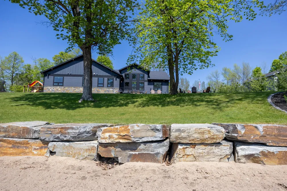 12800 Kohler Lane Audubon, MN 56511