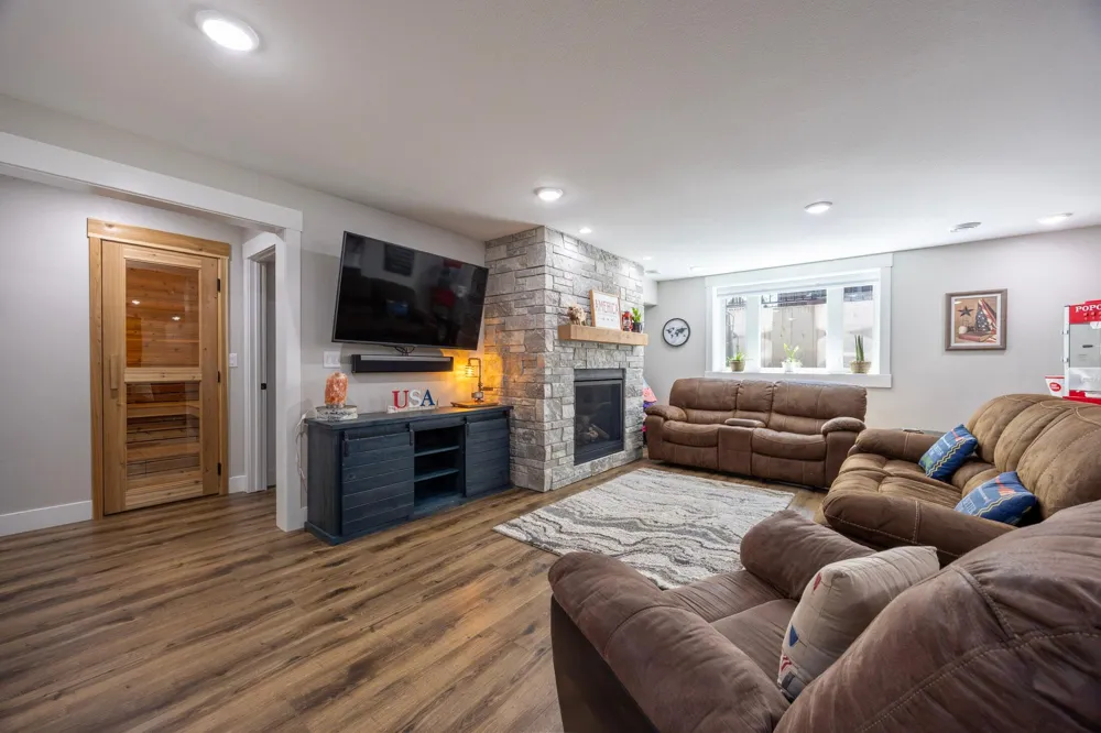 12800 Kohler Lane Audubon, MN 56511