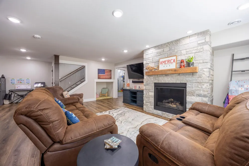 12800 Kohler Lane Audubon, MN 56511