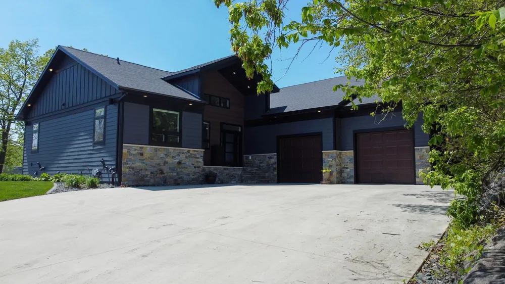 12800 Kohler Lane Audubon, MN 56511