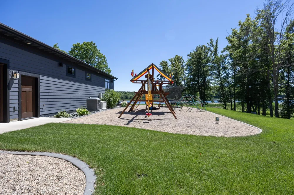 12800 Kohler Lane Audubon, MN 56511