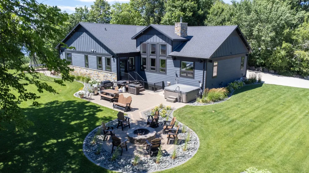 12800 Kohler Lane Audubon, MN 56511