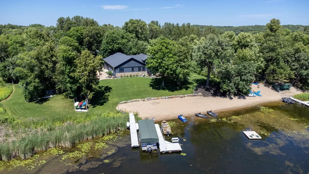 12800 Kohler Lane Audubon, MN 56511