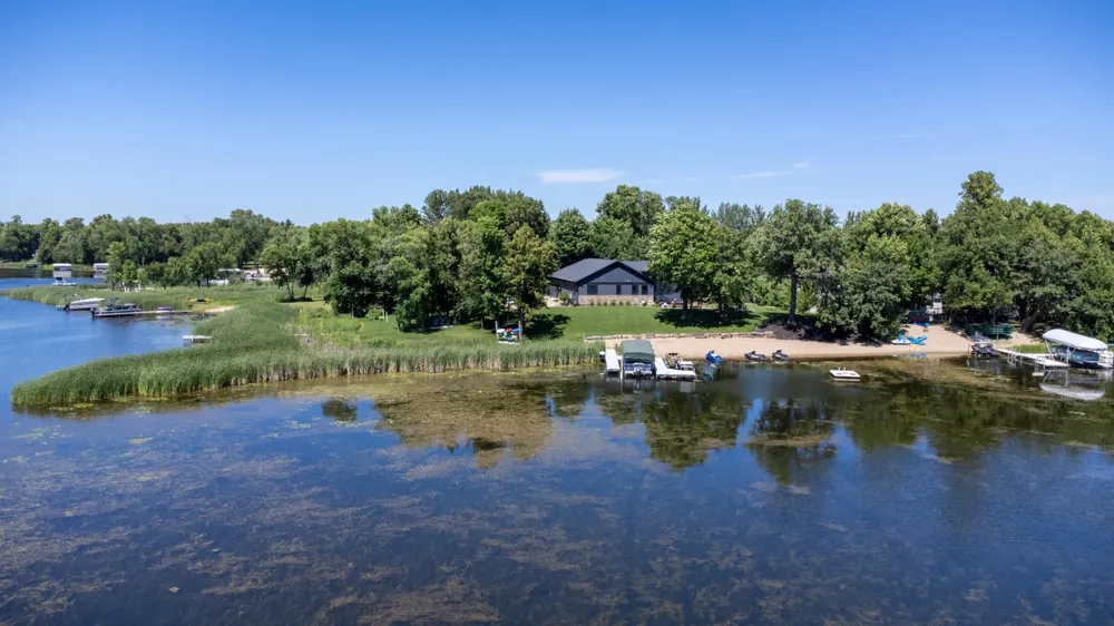 12800 Kohler Lane Audubon, MN 56511