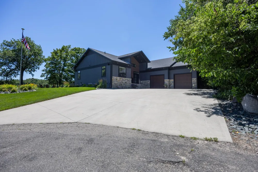12800 Kohler Lane Audubon, MN 56511