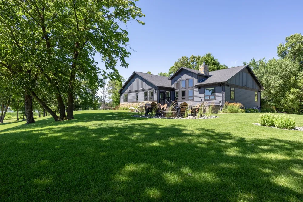 12800 Kohler Lane Audubon, MN 56511