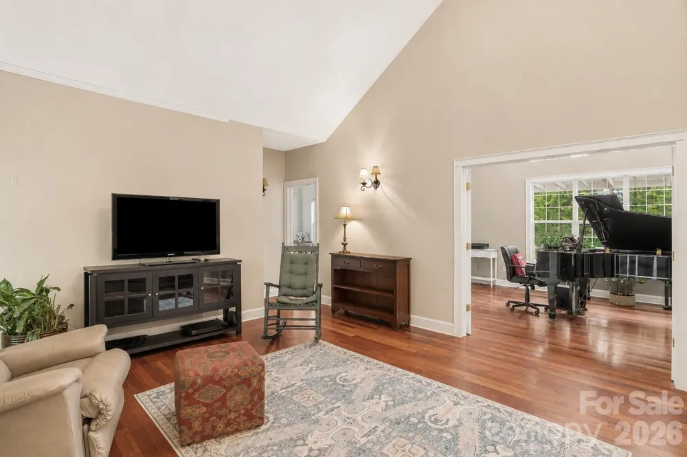 60 Hawks Pointe Lane Weaverville, NC 28787