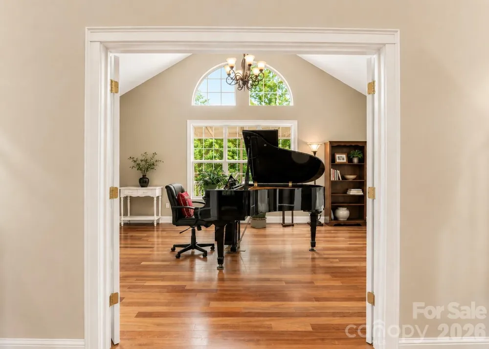 60 Hawks Pointe Lane Weaverville, NC 28787