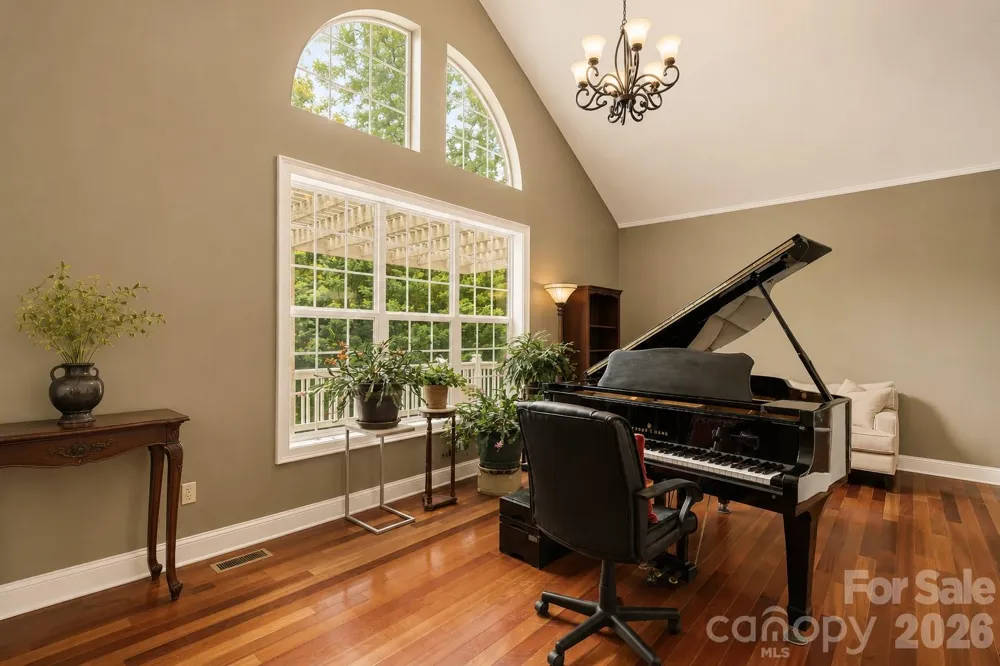 60 Hawks Pointe Lane Weaverville, NC 28787