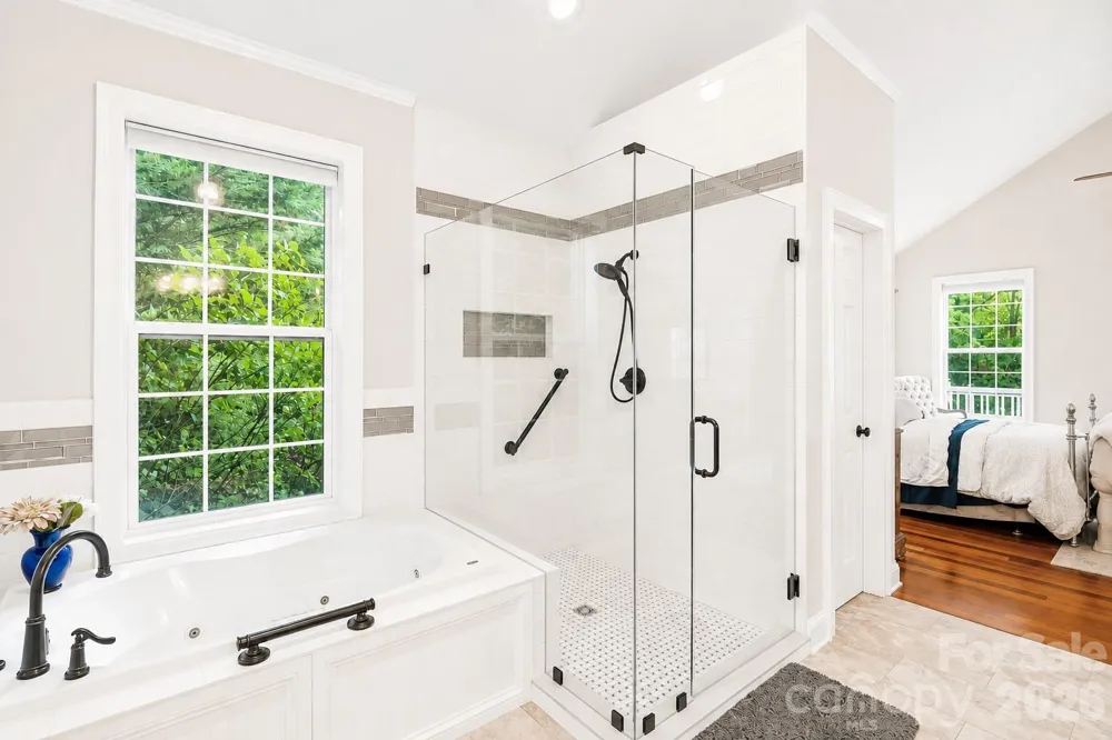 60 Hawks Pointe Lane Weaverville, NC 28787