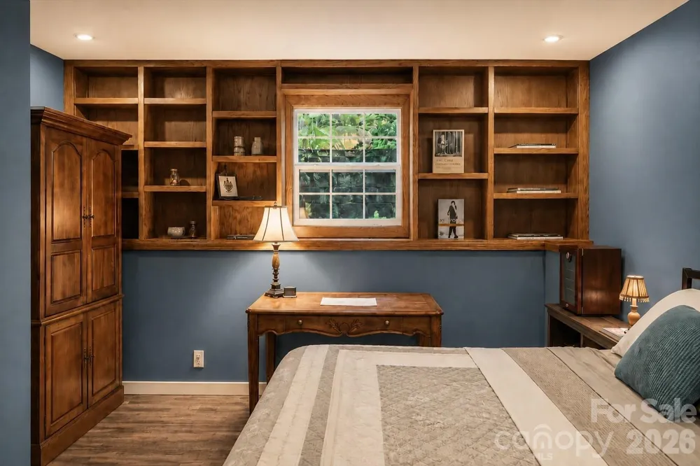 60 Hawks Pointe Lane Weaverville, NC 28787