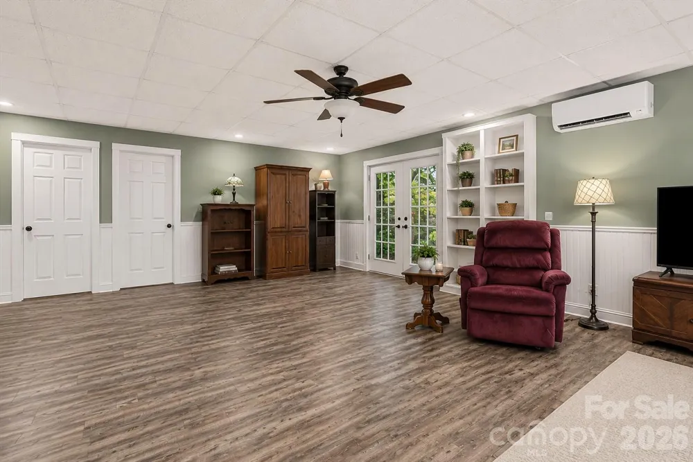 60 Hawks Pointe Lane Weaverville, NC 28787