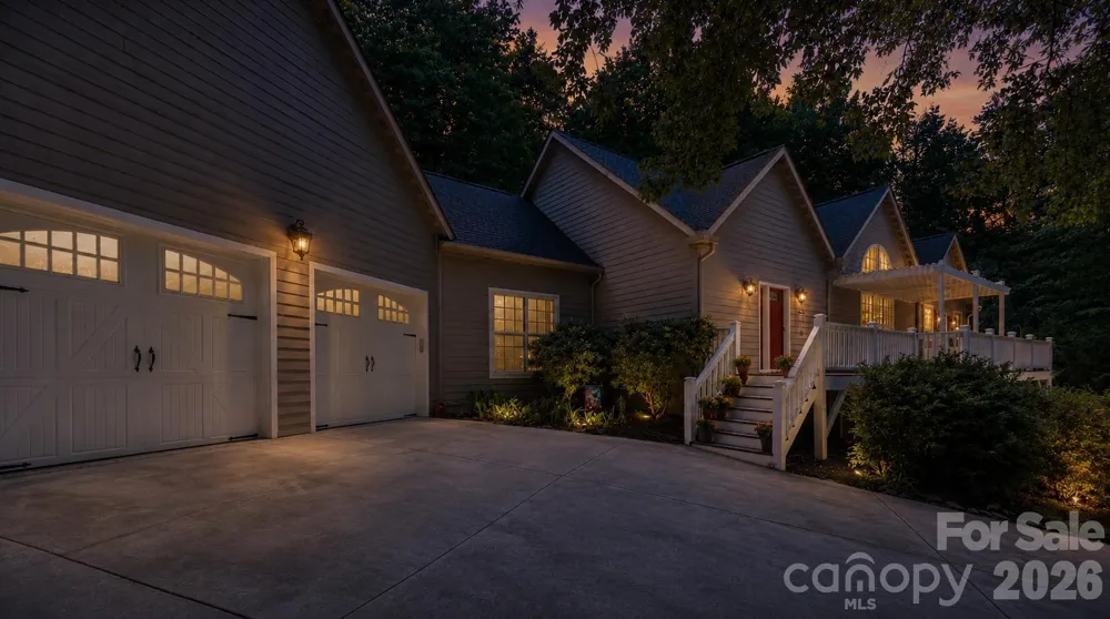 60 Hawks Pointe Lane Weaverville, NC 28787