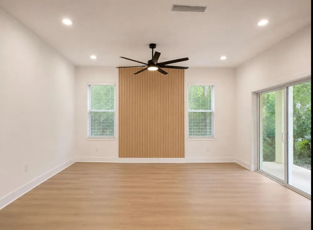 1064 MONROE AVENUE Brooksville, FL 34604