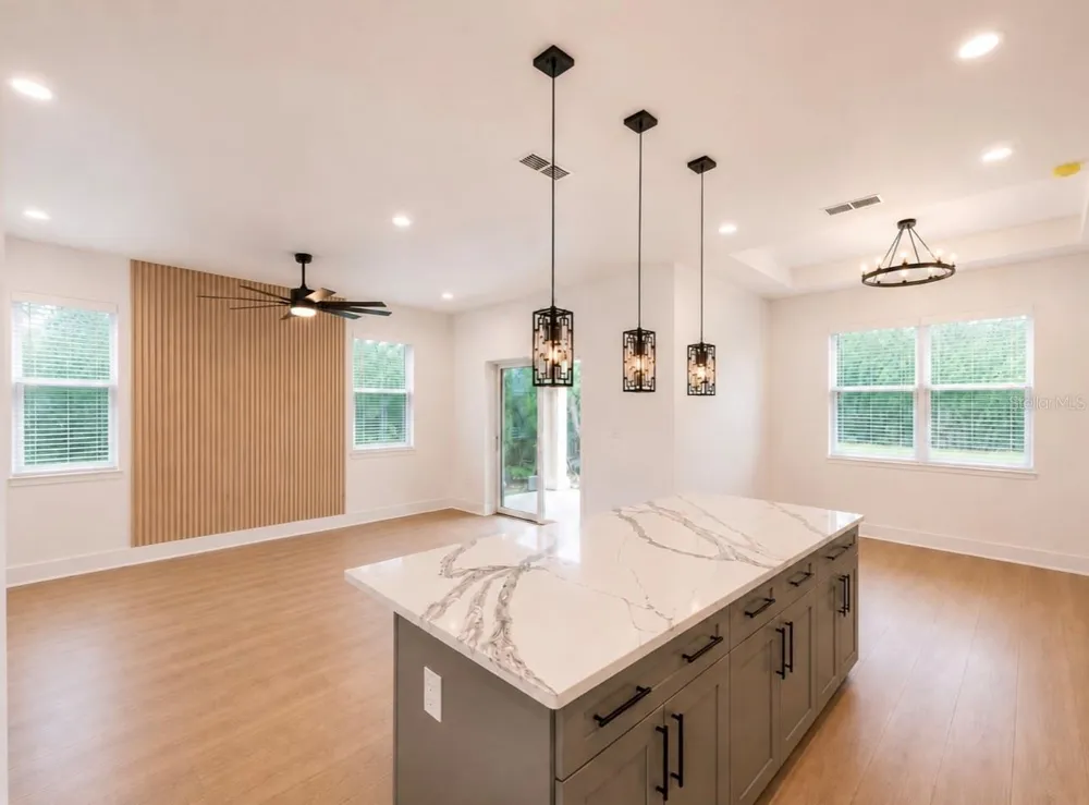 1064 MONROE AVENUE Brooksville, FL 34604