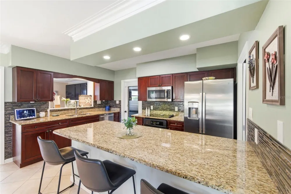 1727 CYPRESS AVENUE Belleair, FL 33756