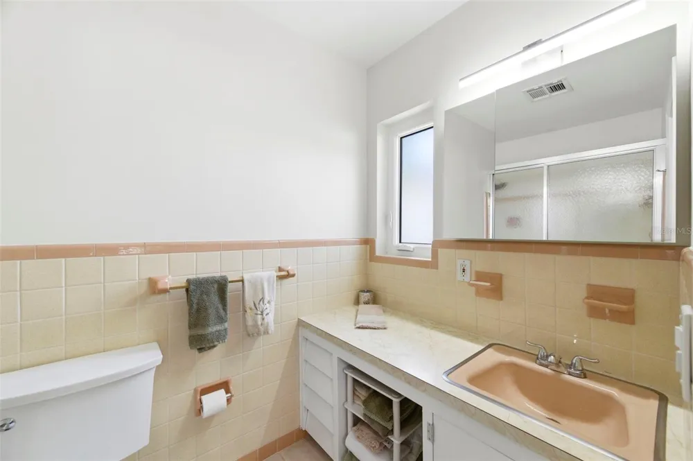 1727 CYPRESS AVENUE Belleair, FL 33756