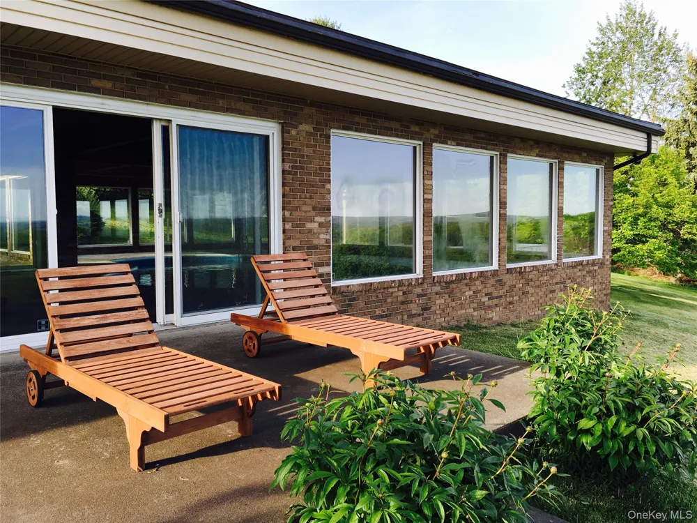 68-78 Ridge Road Clinton Corners, NY 12514