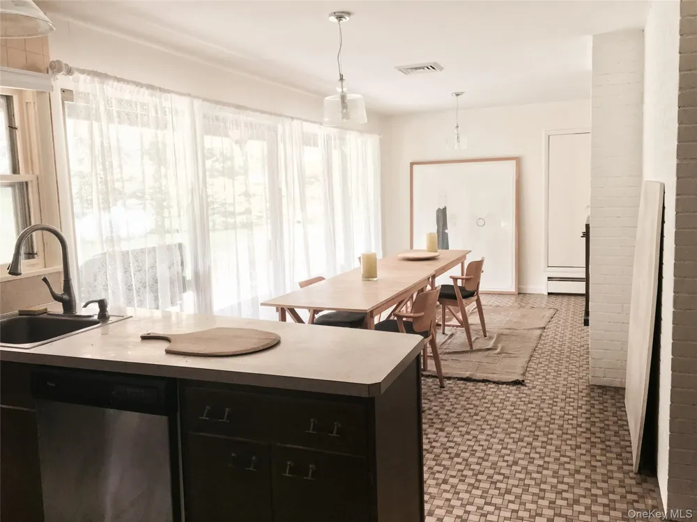 68-78 Ridge Road Clinton Corners, NY 12514