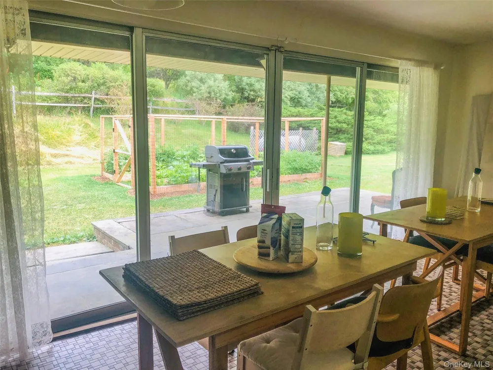 68-78 Ridge Road Clinton Corners, NY 12514