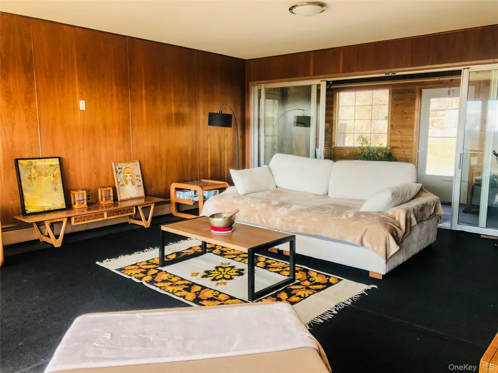 68-78 Ridge Road Clinton Corners, NY 12514