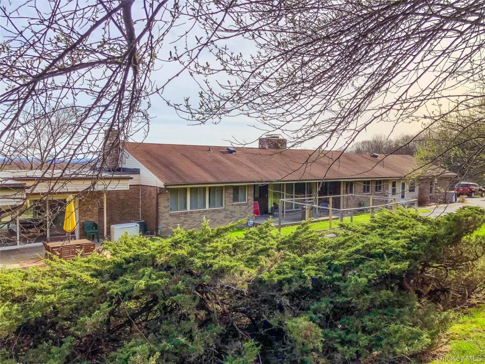 68-78 Ridge Road Clinton Corners, NY 12514