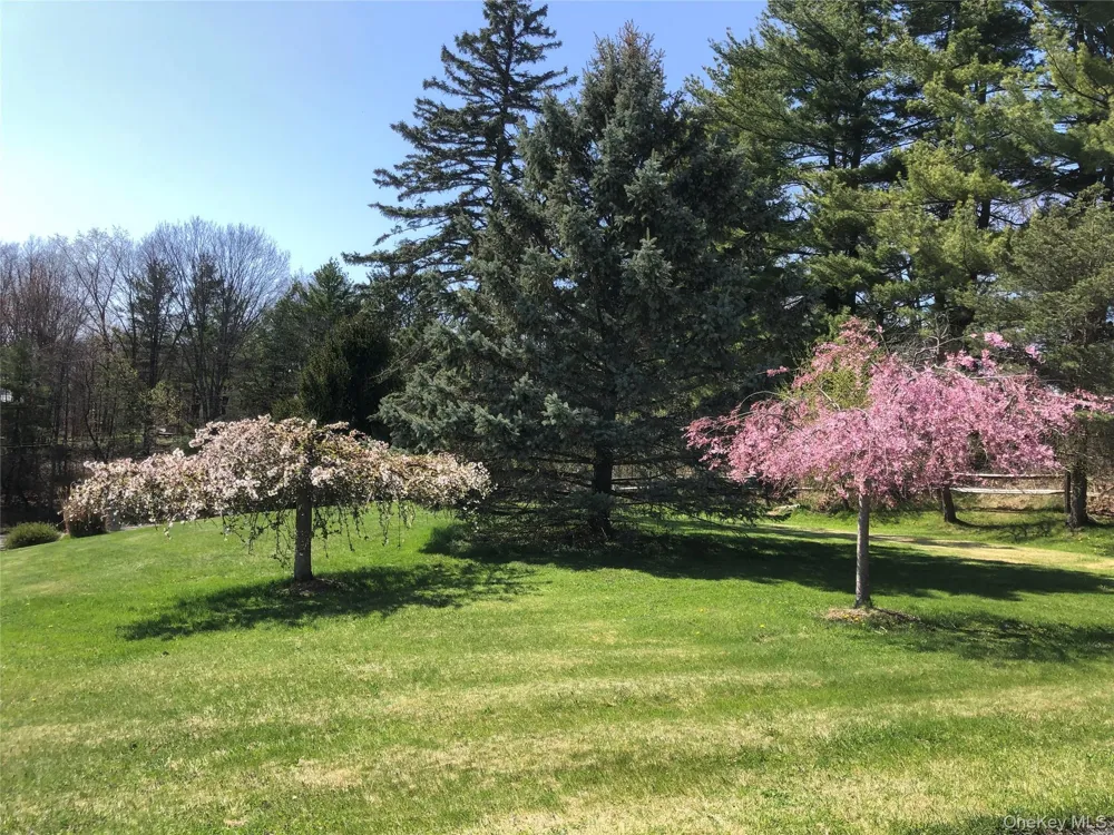 68-78 Ridge Road Clinton Corners, NY 12514