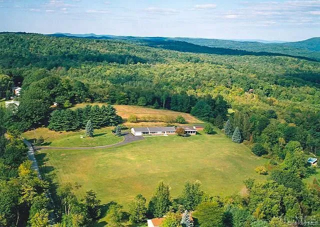 68-78 Ridge Road Clinton Corners, NY 12514