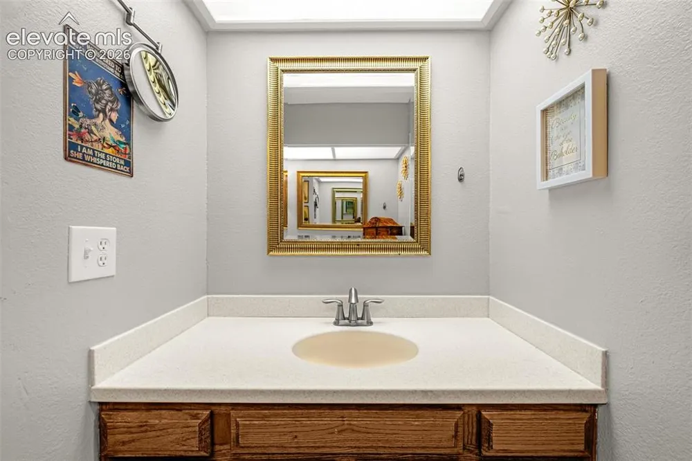 11966 E Maple Avenue Aurora, CO 80012