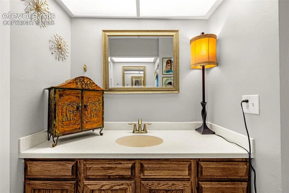 11966 E Maple Avenue Aurora, CO 80012