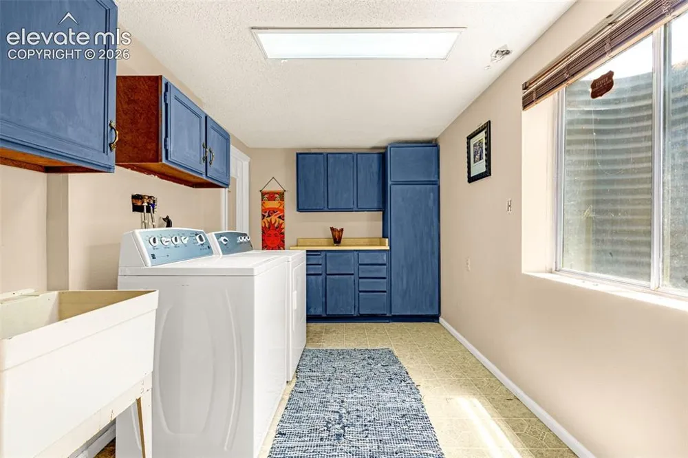 11966 E Maple Avenue Aurora, CO 80012