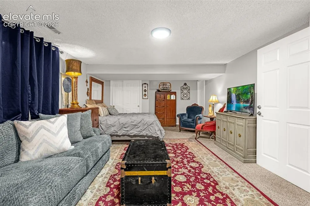 11966 E Maple Avenue Aurora, CO 80012