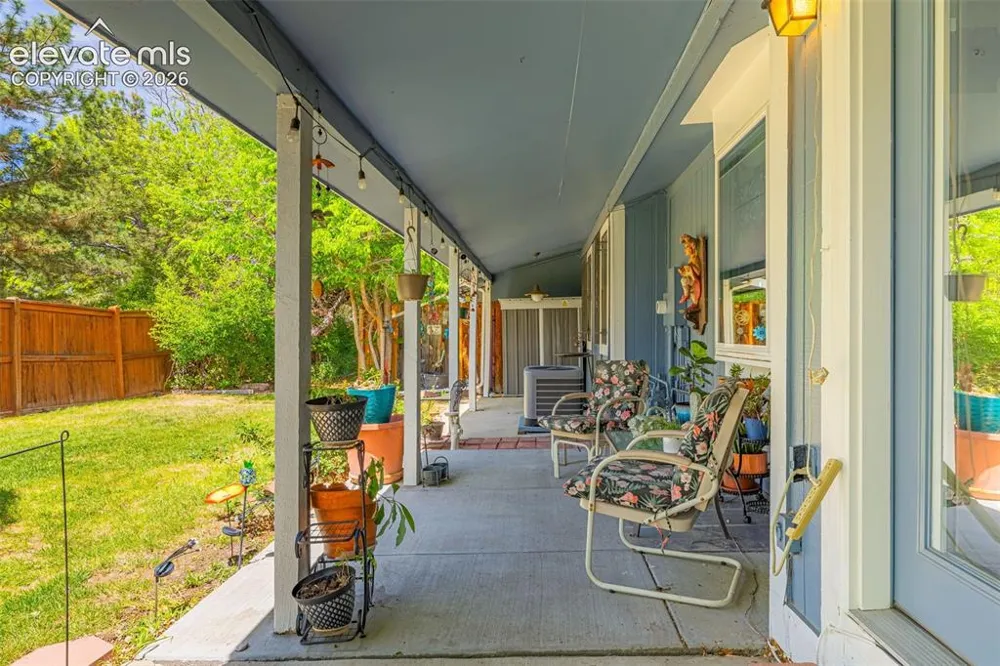 11966 E Maple Avenue Aurora, CO 80012