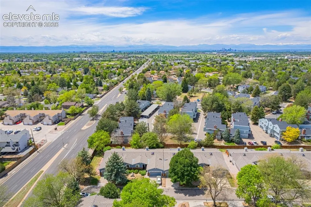 11966 E Maple Avenue Aurora, CO 80012