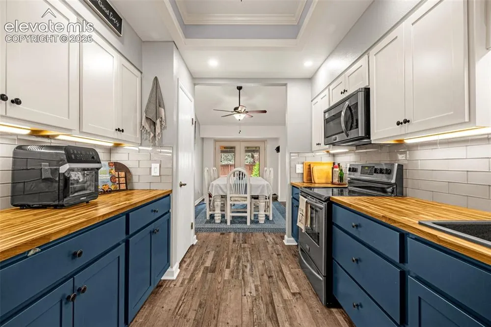 11966 E Maple Avenue Aurora, CO 80012