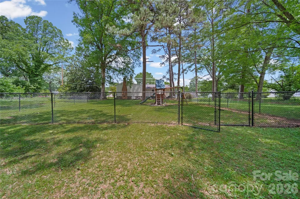 600 Mcadenville Road Lowell, NC 28098