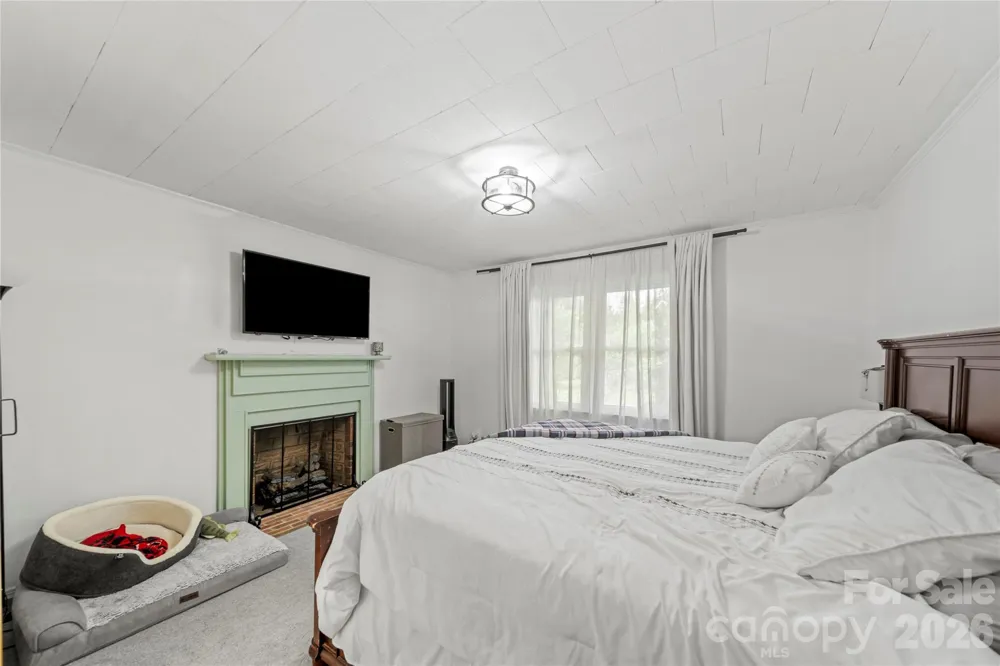600 Mcadenville Road Lowell, NC 28098