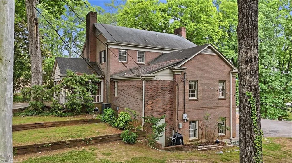330 Earlwood Road Statesville, NC 28677