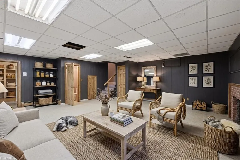 330 Earlwood Road Statesville, NC 28677