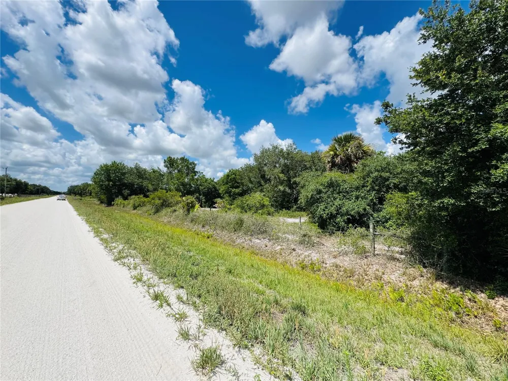 20811 NW 266TH STREET Okeechobee, FL 34972