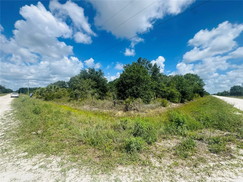 20811 NW 266TH STREET Okeechobee, FL 34972