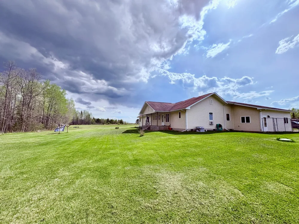 11777 State Highway 11 SE Baudette, MN 56623