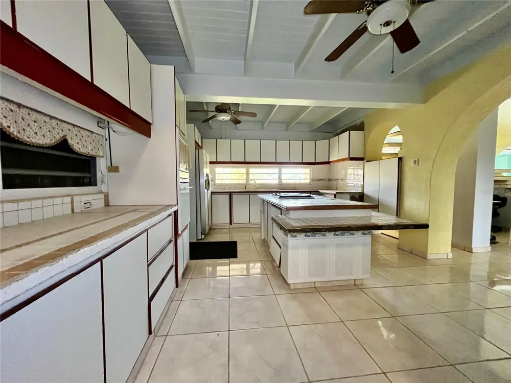 Urb. Naranjo Valley #45 Fajardo, PR 00738