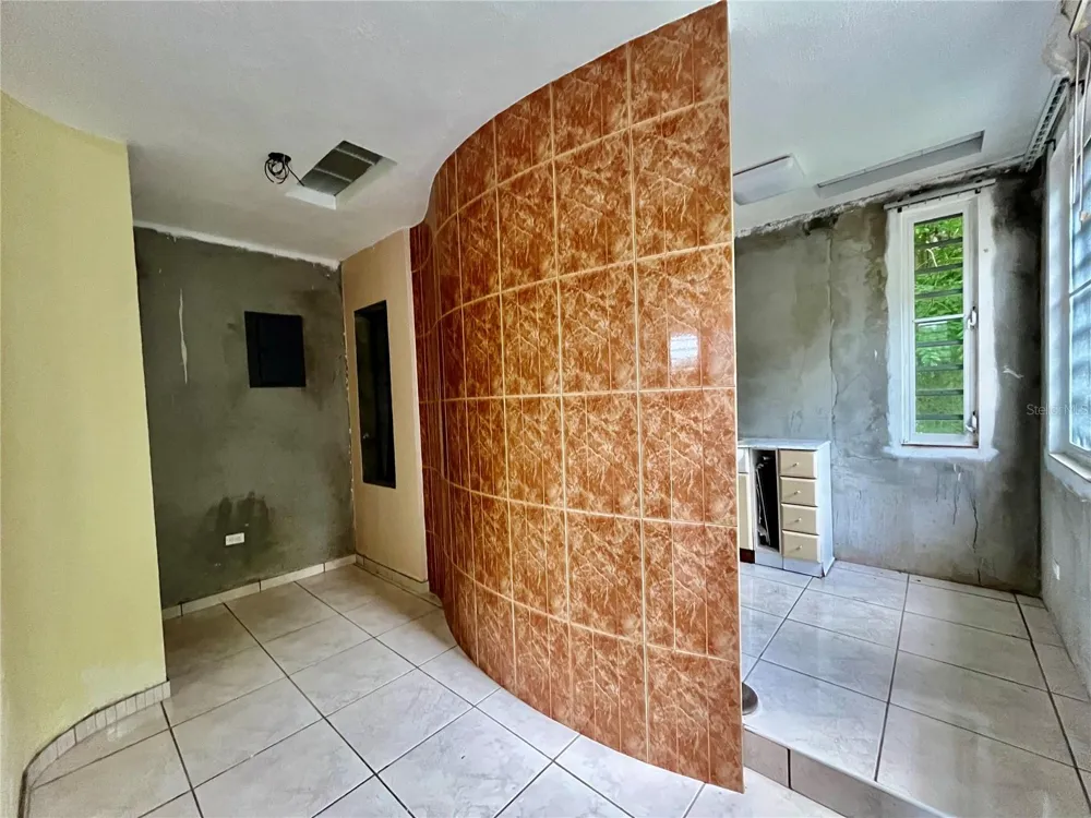Urb. Naranjo Valley #45 Fajardo, PR 00738