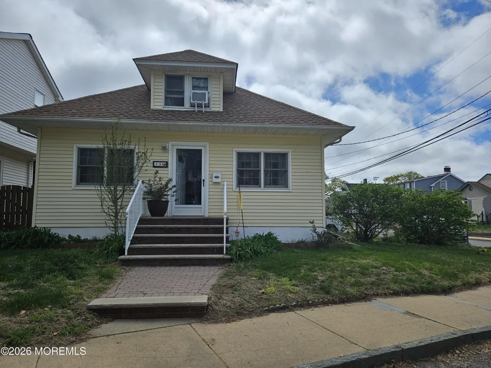 38 Walnut Street Keyport, NJ 07735