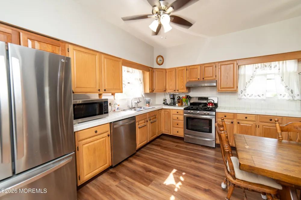 38 Walnut Street Keyport, NJ 07735