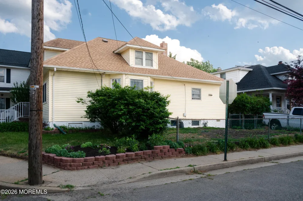 38 Walnut Street Keyport, NJ 07735