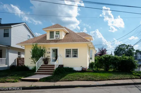 38 Walnut Street